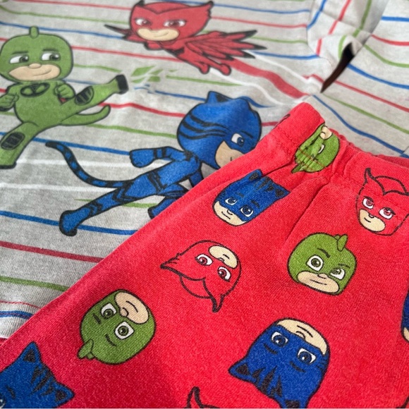 PJ Masks Kids Cotton Pajama Set Size 5T Red/Gray Stripes - Picture 6 of 10